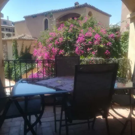 Mare E Rokkaria Apartment