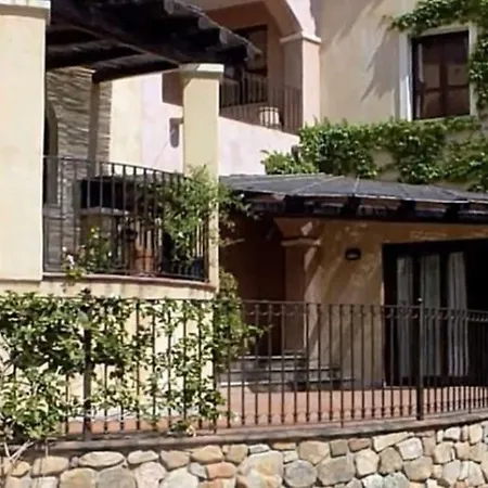Mare E Rokkaria Apartament