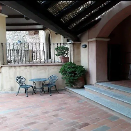 Mare E Rokkaria Apartment *